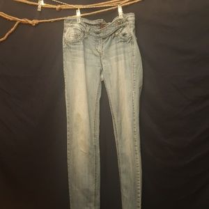 Ladies UB Jeans Size 29 Super Skinny